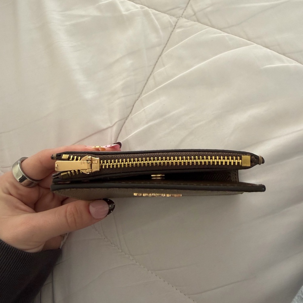 Coach Brown Pebbled Leather Zip Card Case with Gold Hardware - Picture 2 of 3